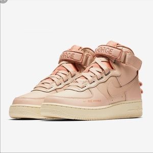 NIKE AIR FORCE 1 HIGH UTILITY WOMENS